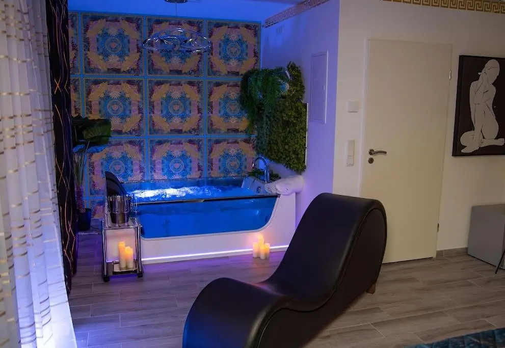 Luxury Love Room Spa Whirlpool Jacuzzi Nuremberg Apartment